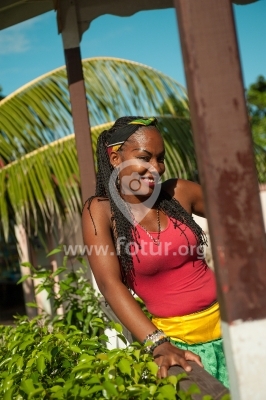 Mujer Isleña sonríe en San Andrés Islas