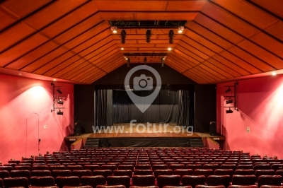 Vista frontal Teatro Camarín del Carmen