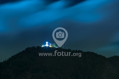 Cerro de Guadalupe de Noche — Bogotá, Colombia